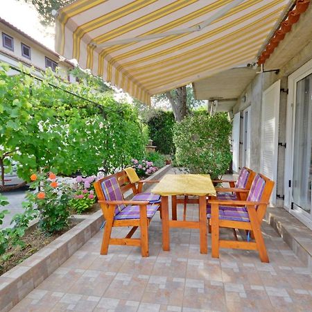 Apartments Blazenka Banjol Εξωτερικό φωτογραφία