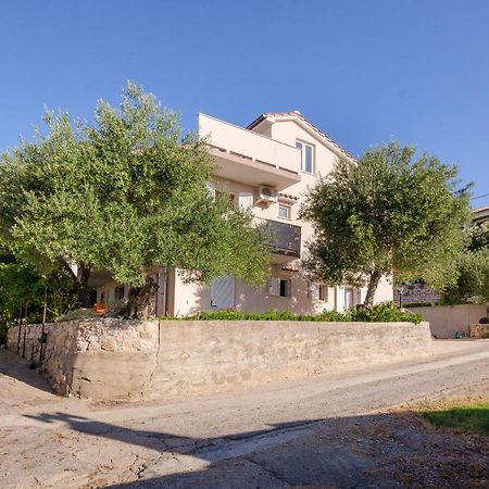 Apartments Blazenka Banjol Εξωτερικό φωτογραφία
