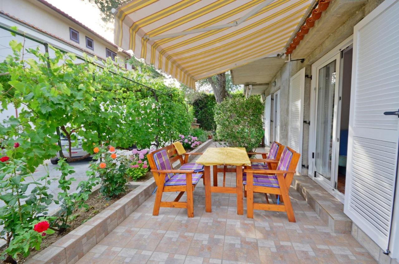 Apartments Blazenka Banjol Εξωτερικό φωτογραφία