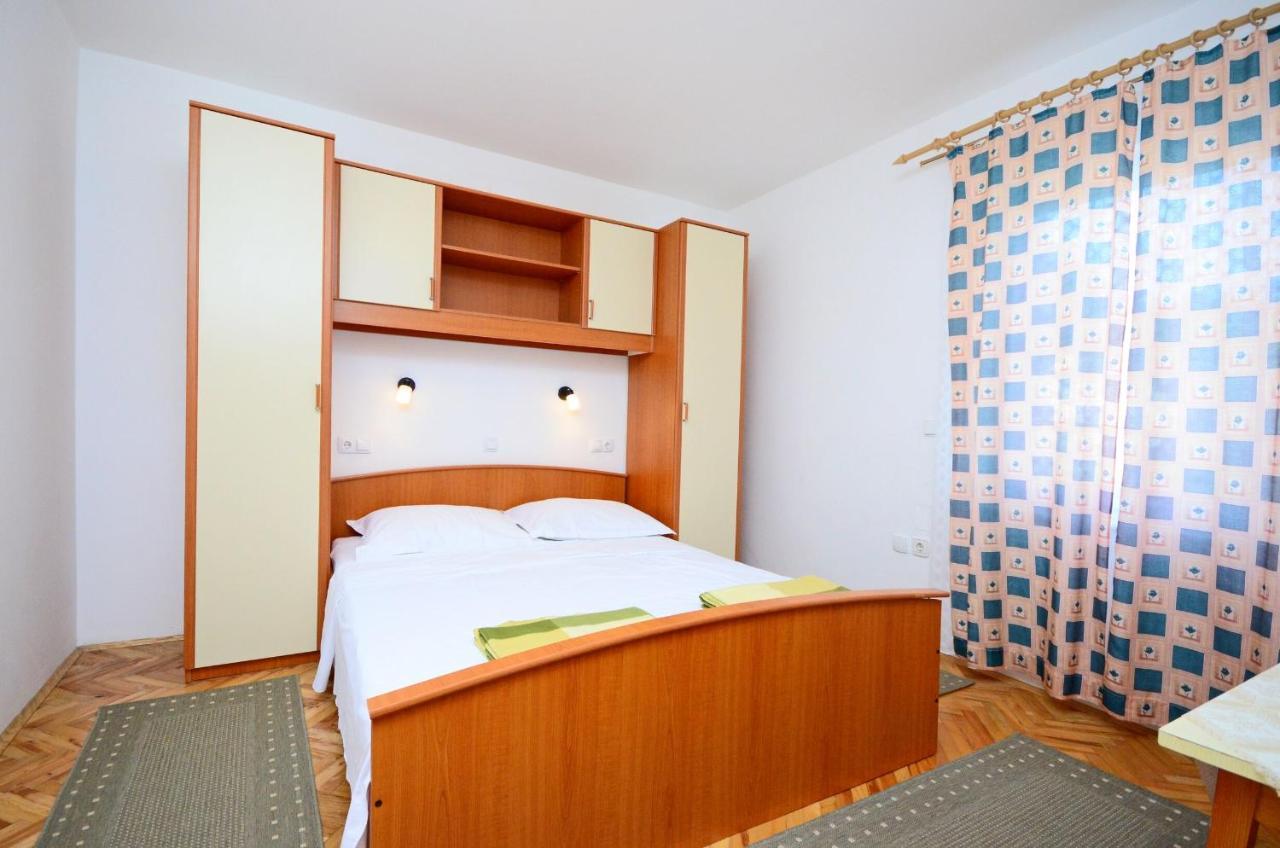 Apartments Blazenka Banjol Εξωτερικό φωτογραφία