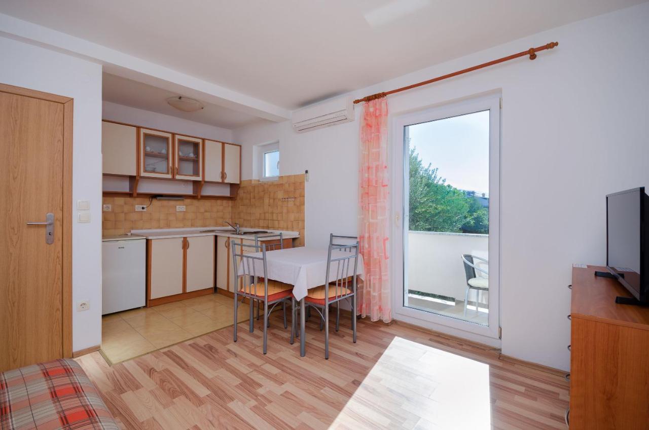 Apartments Blazenka Banjol Εξωτερικό φωτογραφία