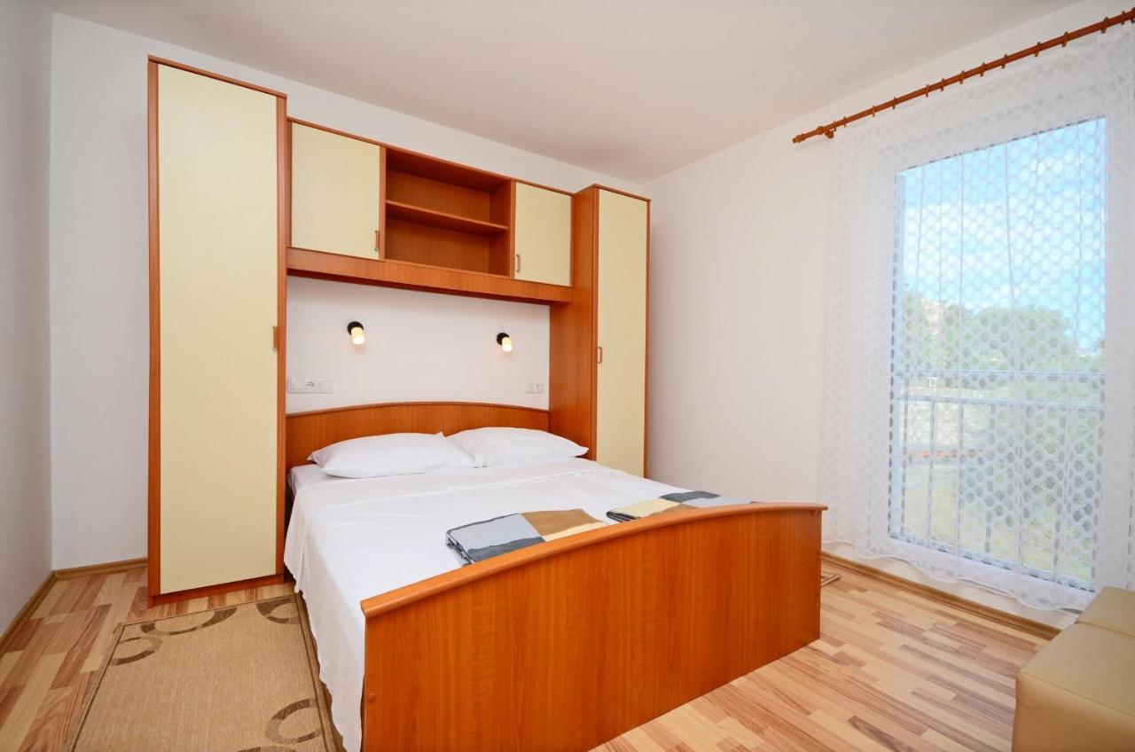 Apartments Blazenka Banjol Εξωτερικό φωτογραφία