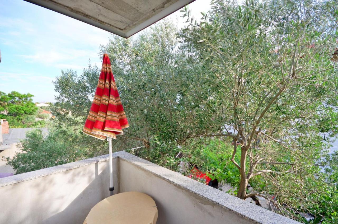 Apartments Blazenka Banjol Εξωτερικό φωτογραφία
