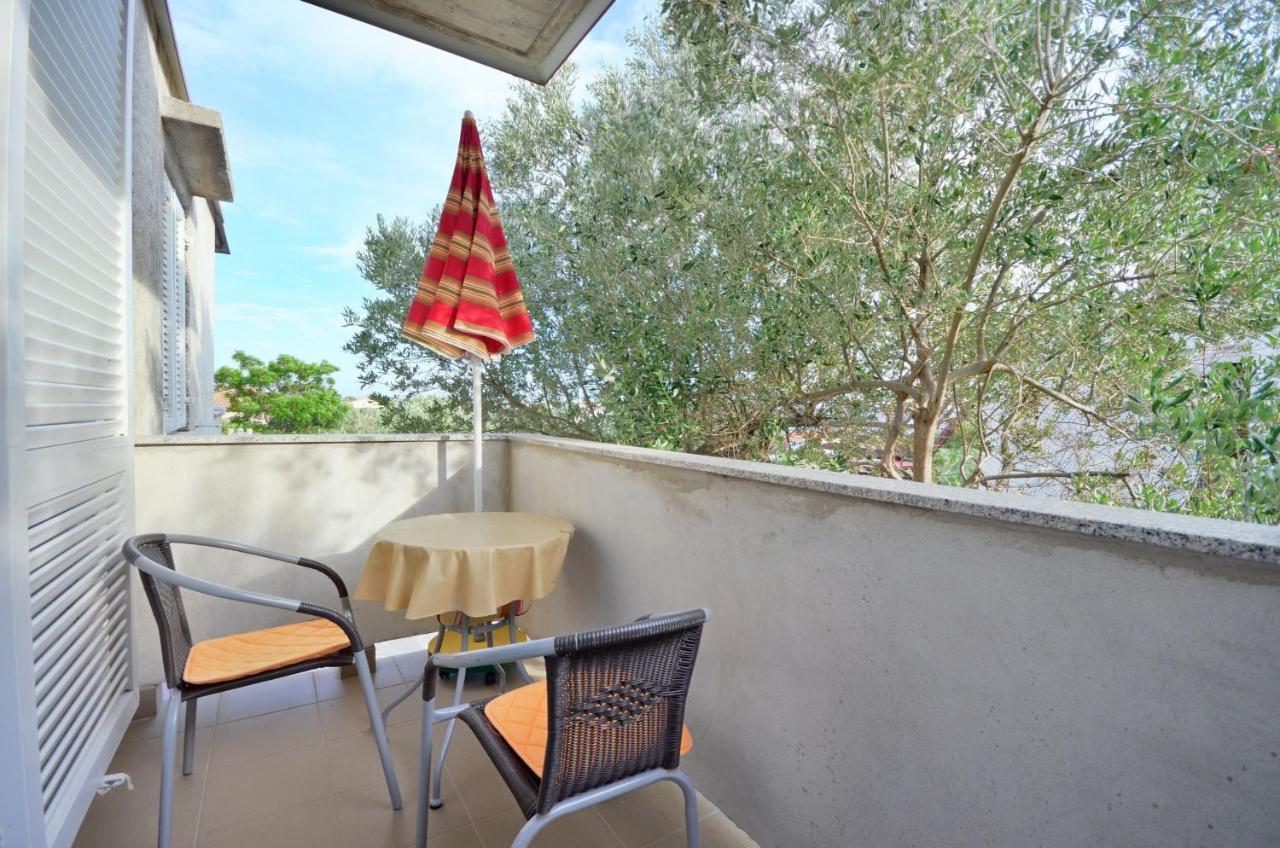 Apartments Blazenka Banjol Εξωτερικό φωτογραφία