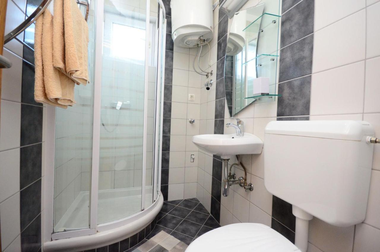 Apartments Blazenka Banjol Εξωτερικό φωτογραφία
